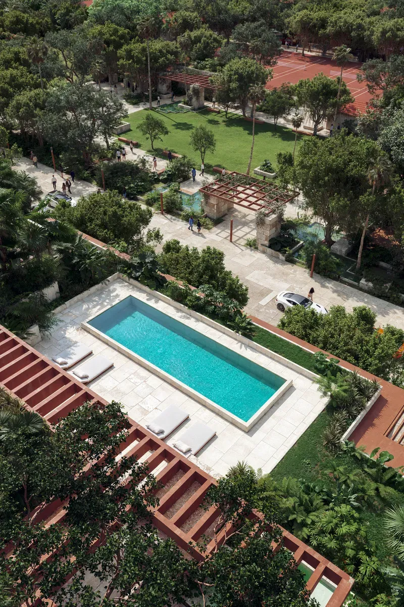 ZIGGURAT Coconut Grove — Miami